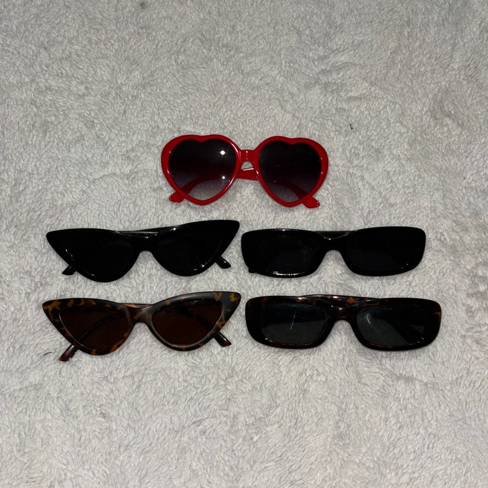 Stylish women’s Sunglasses bundle